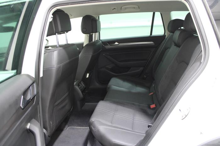 Volkswagen Passat Variant 2.0 TDI 16V 190 4Motion Épave (2017, Blanc)