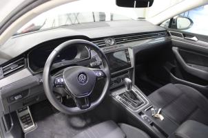 Volkswagen Passat Variant 2.0 TDI 16V 190 4Motion Épave (2017, Blanc)