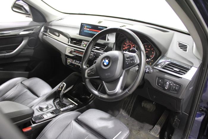 BMW X1 xDrive 20d 2.0 16V Épave (2018, Bleu)