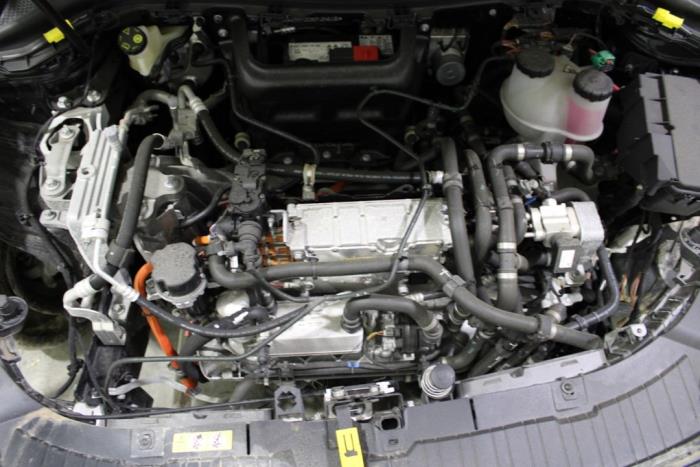 Mercedes EQA 250+ 71 kWh Samochód złomowany (2022, Czarny)