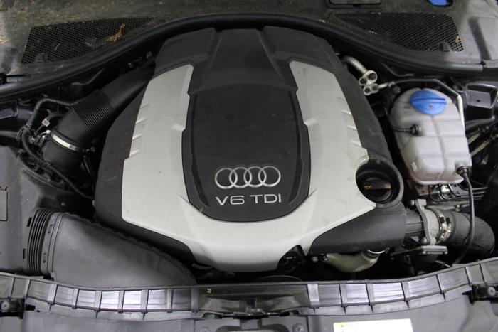 Audi A6 3.0 TDI V6 24V Quattro Samochód złomowany (2014, Niebieski)