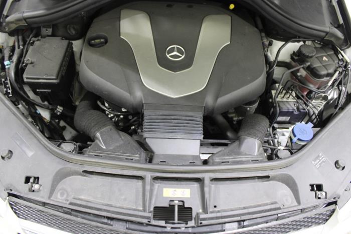 Mercedes GLE Coupe 350d 3.0 V6 24V BlueTEC 4-Matic Samochód złomowany (2015, Bialy)
