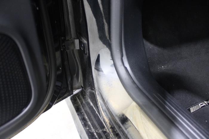 Mercedes CLA 2.0 CLA-220d Skrotfordon (2019, ZWART)