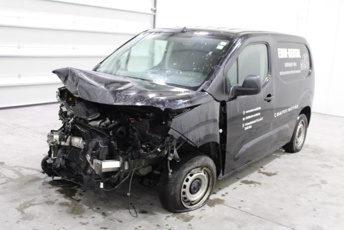 Peugeot Partner 1.5 BlueHDi 75 Schrottauto (2020, Schwarz)