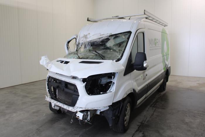 Transit Incomplete Vehicle Ford Transit 2.0 TDCi 16V Eco Blue 130 RWD Salvage vehicle (2022, White)