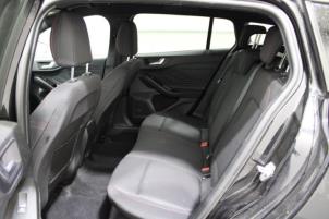 Ford Focus 4 Wagon 1.0 Ti-VCT EcoBoost 12V 125 Épave (2021, Noir)