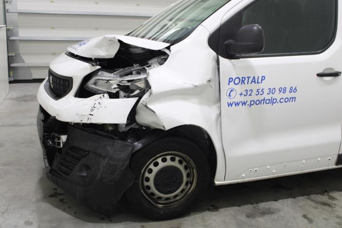 Peugeot Expert 1.5 BlueHDi 120 Schrottauto (2022, Weiß)