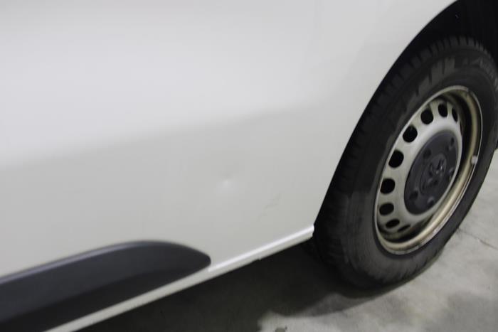 Peugeot Expert 1.5 BlueHDi 120 Schrottauto (2022, Weiß)