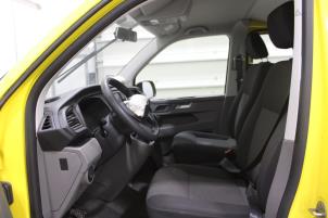 Volkswagen Transporter T6 2.0 TDI Épave (2021, Jaune)