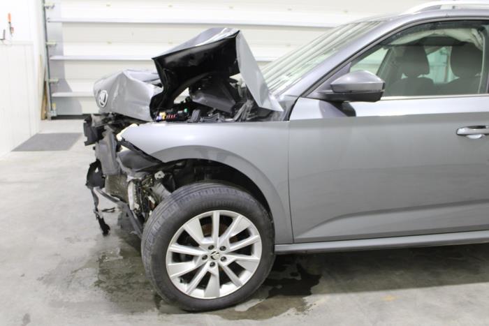 Skoda Kamiq 1.5 TSI 16V Samochód złomowany (2023, Szary)