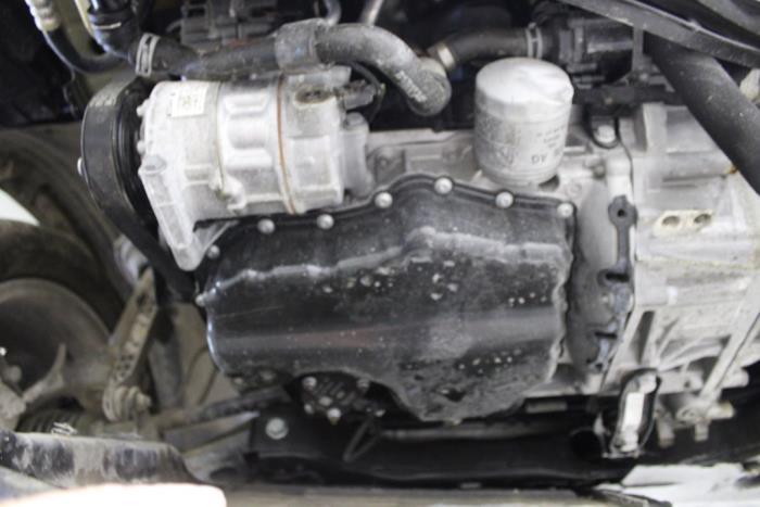 Skoda Kamiq 1.5 TSI 16V Samochód złomowany (2023, Szary)