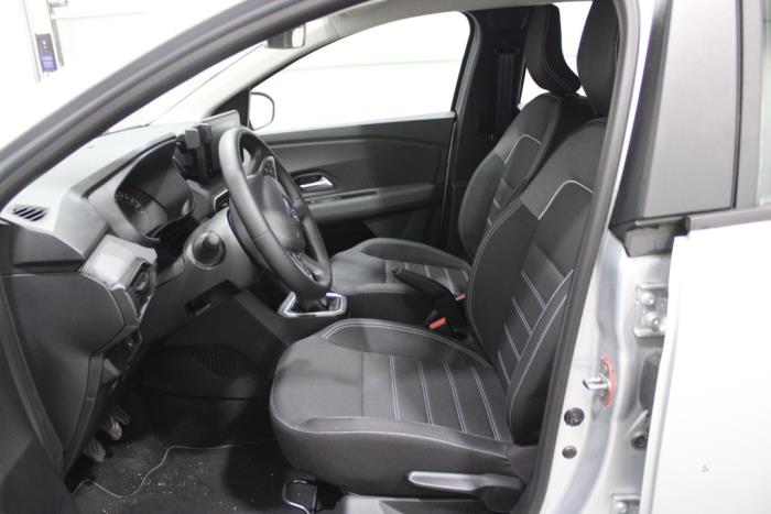 Dacia Sandero III 1.0 SCe 65 12V Samochód złomowany (2021, Szary)