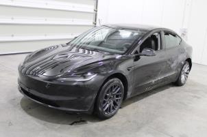Tesla Model 3 Standard RWD Plus, Long Range RWD  (Skrot)