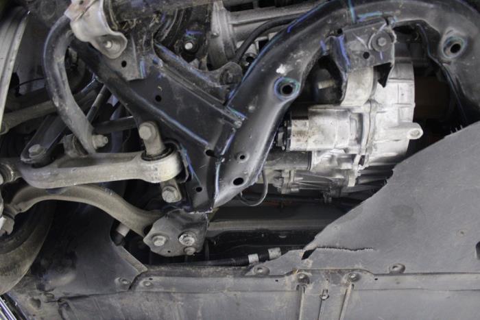 Tesla Model Y Long Range,Performance Skrotfordon (2023, GRIJS)