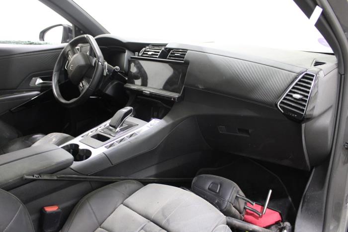 DS Automobiles DS 7 1.6 16V E-Tense 300 4x4 Samochód złomowany (2023, Szary)