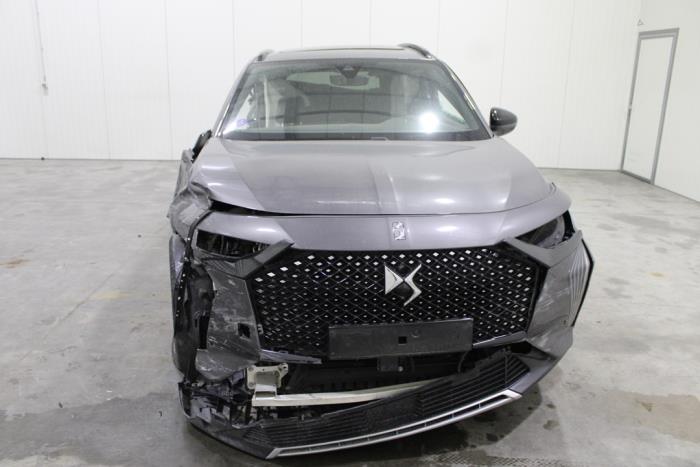 DS Automobiles DS 7 1.6 16V E-Tense 300 4x4 Samochód złomowany (2023, Szary)