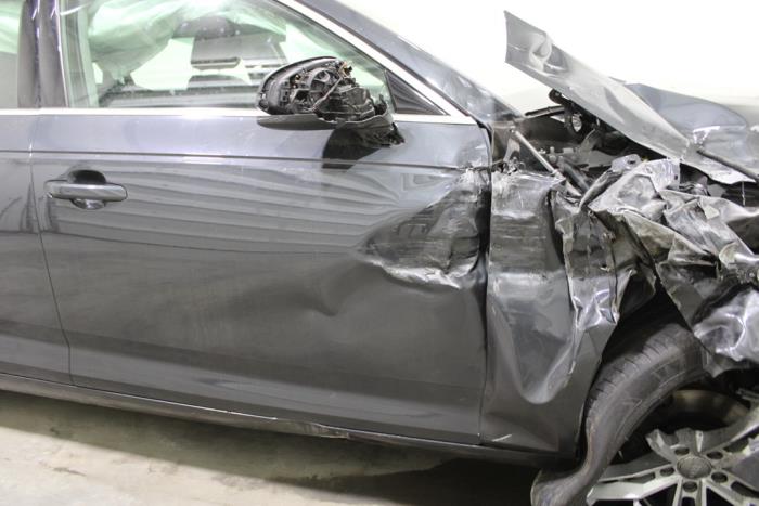 Audi A4 Avant 1.4 TFSI 16V Épave (2018, Gris)