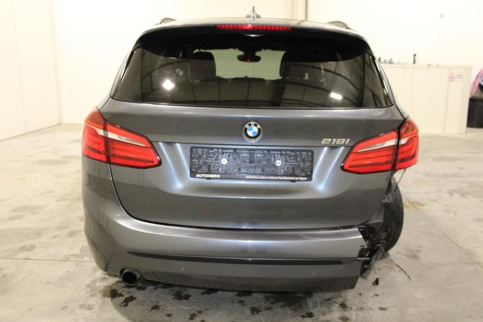 BMW 2 serie Active Tourer 218i 1.5 TwinPower Turbo 12V Épave (2021, Gris)