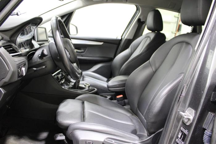 BMW 2 serie Active Tourer 218i 1.5 TwinPower Turbo 12V Épave (2021, Gris)