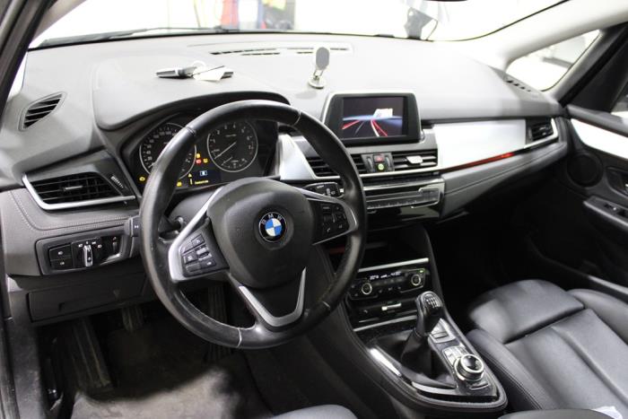BMW 2 serie Active Tourer 218i 1.5 TwinPower Turbo 12V Épave (2021, Gris)