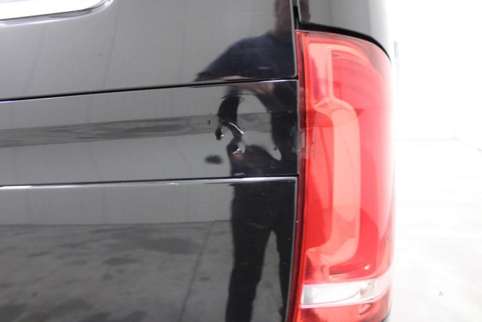 Mercedes V 2.1 250 BlueTEC, 250 d 16V Épave (2019, Noir)