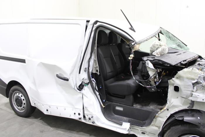 Renault Trafic 2.0 dCi 16V 130 Schrottauto (2024, Weiß)