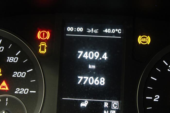 Mercedes Vito Tourer 2.0 119 CDI 16V Vehículo de desguace (2022, Negro)