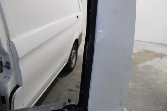 Mercedes Vito 2.0 119 CDI 16V Schrottauto (2021, Weiß)