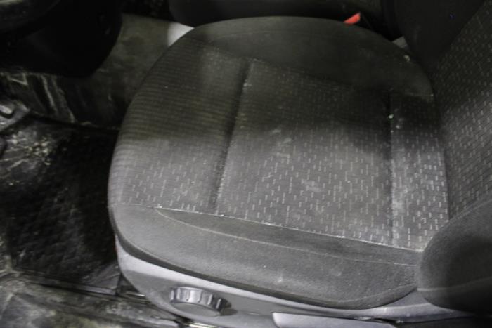 Mercedes Vito 2.0 119 CDI 16V Schrottauto (2021, Weiß)