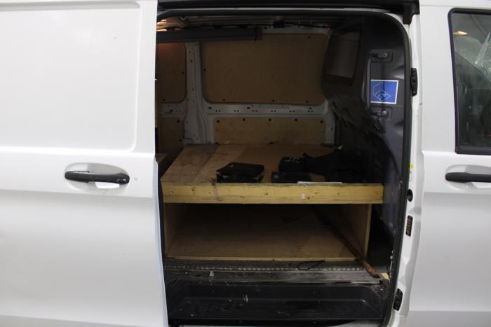 Mercedes Vito 2.0 119 CDI 16V Schrottauto (2021, Weiß)