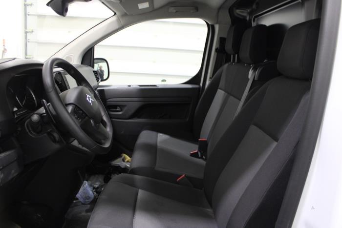 Citroen Jumpy 2.0 Blue HDI 145 Épave (2024, Peint)