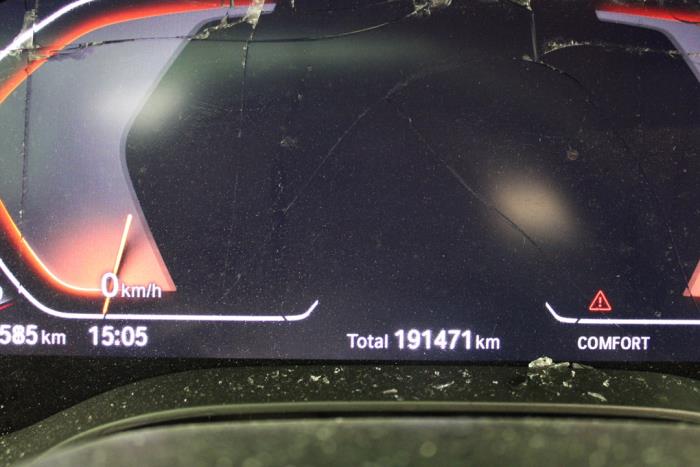 BMW 5 serie Touring 518d 2.0 TwinPower Turbo 16V Mild Hybrid Vehículo de desguace (2020, Gris)
