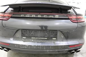 Porsche Panamera 4.0 V8 4S Diesel Épave (2019, Gris)