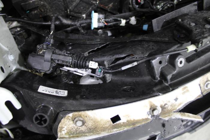 Tesla Model 3 Samochód złomowany (2023, Bialy)