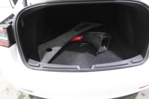 Tesla Model 3 Samochód złomowany (2023, Bialy)