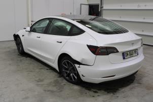Tesla Model 3 Samochód złomowany (2023, Bialy)