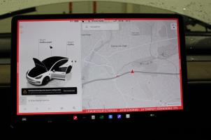 Tesla Model 3 Samochód złomowany (2023, Bialy)