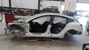Tesla Model 3 Samochód złomowany (2023, Bialy)