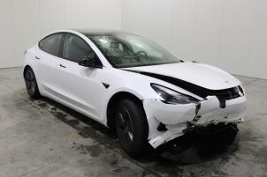 Tesla Model 3 Samochód złomowany (2023, Bialy)