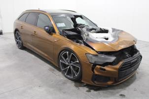 Audi A6 Avant 2.0 35 TDI Mild hybrid Épave (2023, Jaune)