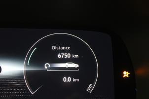 Renault Clio V 1.0 TCe 90 12V Bi-Fuel Épave (2025, Gris)