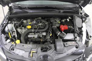 Renault Clio V 1.0 TCe 90 12V Bi-Fuel Épave (2025, Gris)