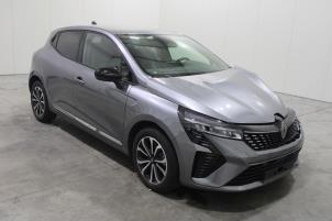 Renault Clio V 1.0 TCe 90 12V Bi-Fuel Épave (2025, Gris)