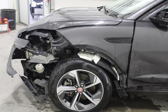 Jaguar E-Pace 1.5 P300e 12V AWD Samochód złomowany (2022, Szary)
