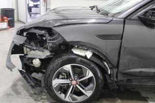Jaguar E-Pace 1.5 P300e 12V AWD Samochód złomowany (2022, Szary)