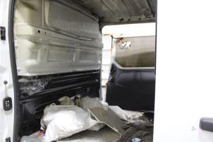 Renault Trafic 2.0 dCi 16V 120 Schrottauto (2020, Weiß)
