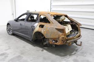 Audi A6 Avant 2.0 16V 50 TFSI e Mild hybrid Quattro Schrottauto (2023, Grau)