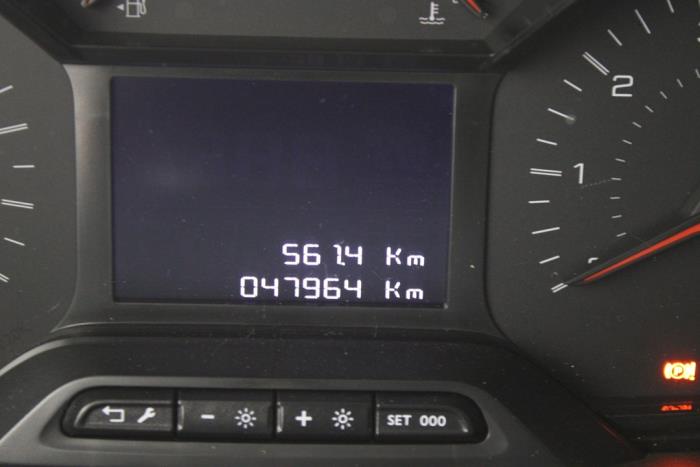 Peugeot Partner 1.5 BlueHDi 100 Vehículo de desguace (2023, Gris)
