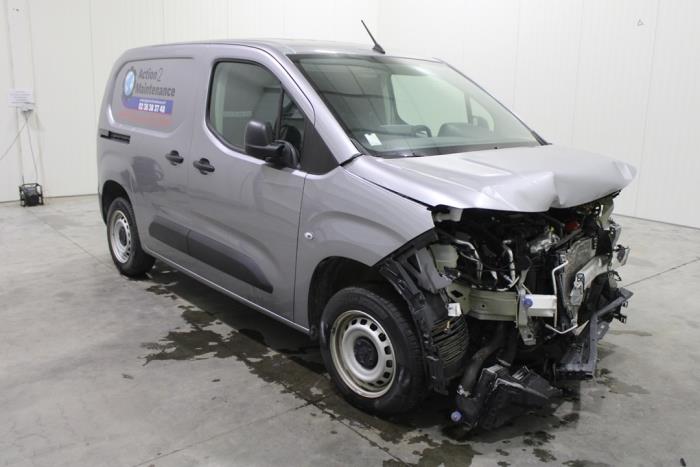 Peugeot Partner 1.5 BlueHDi 100 Vehículo de desguace (2023, Gris)