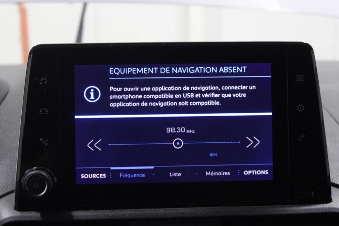 Peugeot Partner 1.5 BlueHDi 100 Vehículo de desguace (2023, Gris)